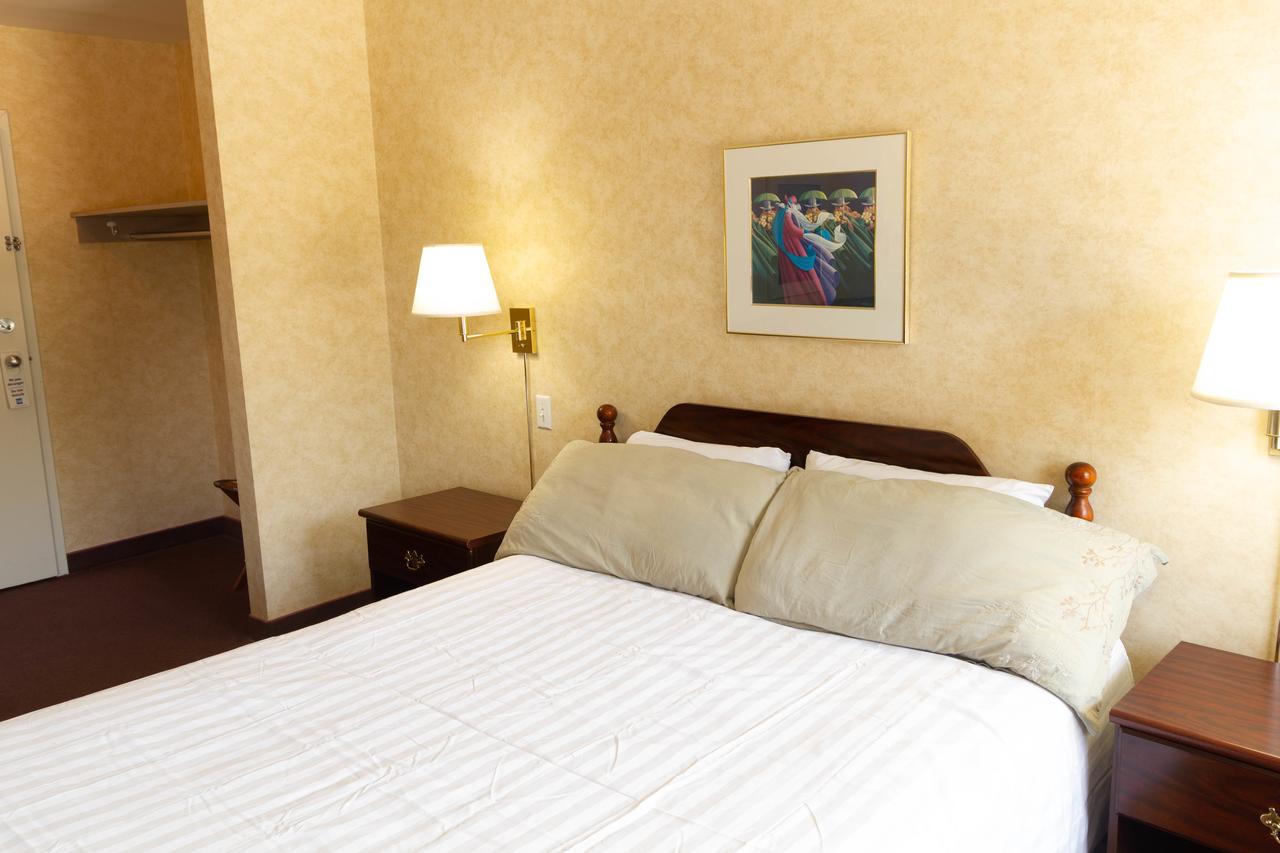 Auberge La Rocaille Shawinigan Eksteriør bilde