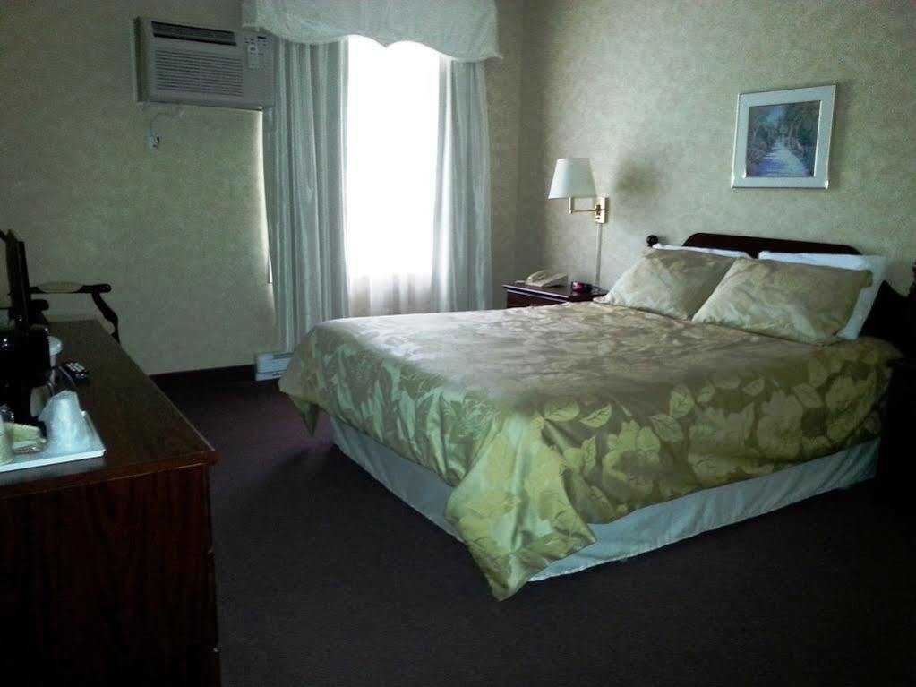 Auberge La Rocaille Shawinigan Eksteriør bilde